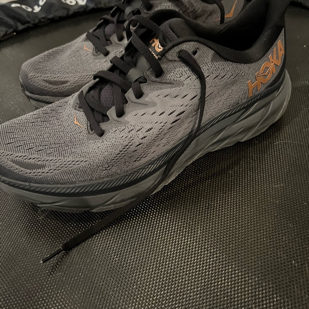 Hoka size 11 womens shoe